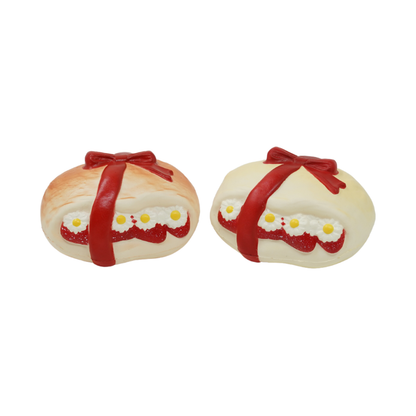 Slow Rising Squishy - French Berry Bread【Sweet Bakery Scent】85g Mellow Lab x Sweetbuns Stress Relief Toy